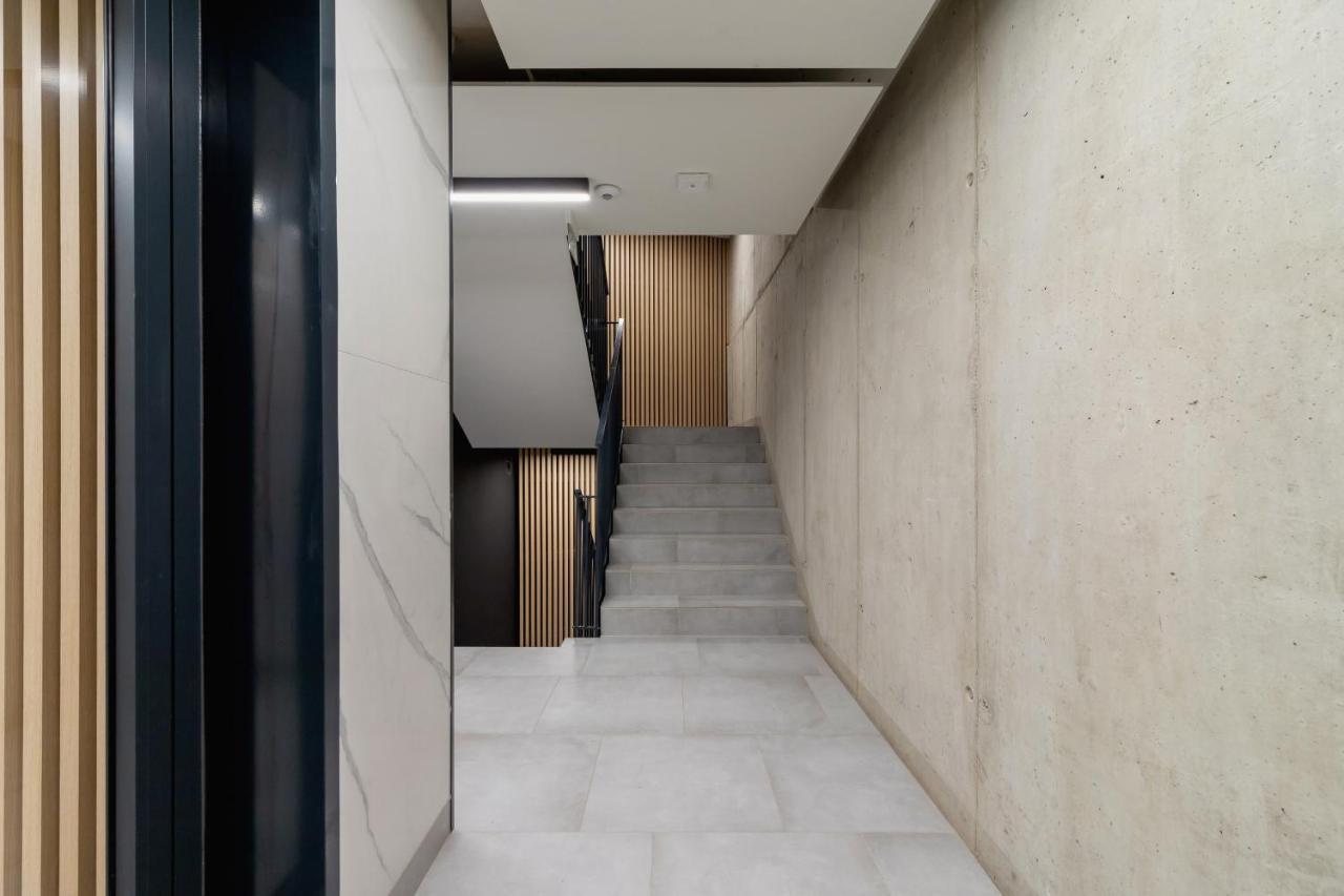Deluxe Studio Cracow Arianska By Noclegi Renters คราคูฟ ภายนอก รูปภาพ